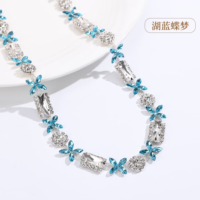 3D Floral Rhinestone Chain: Lake blue / silver-tone base · 1.2 cm