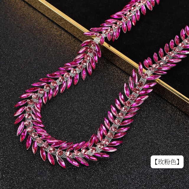Leaf Crystal Trim Chain: Rose red