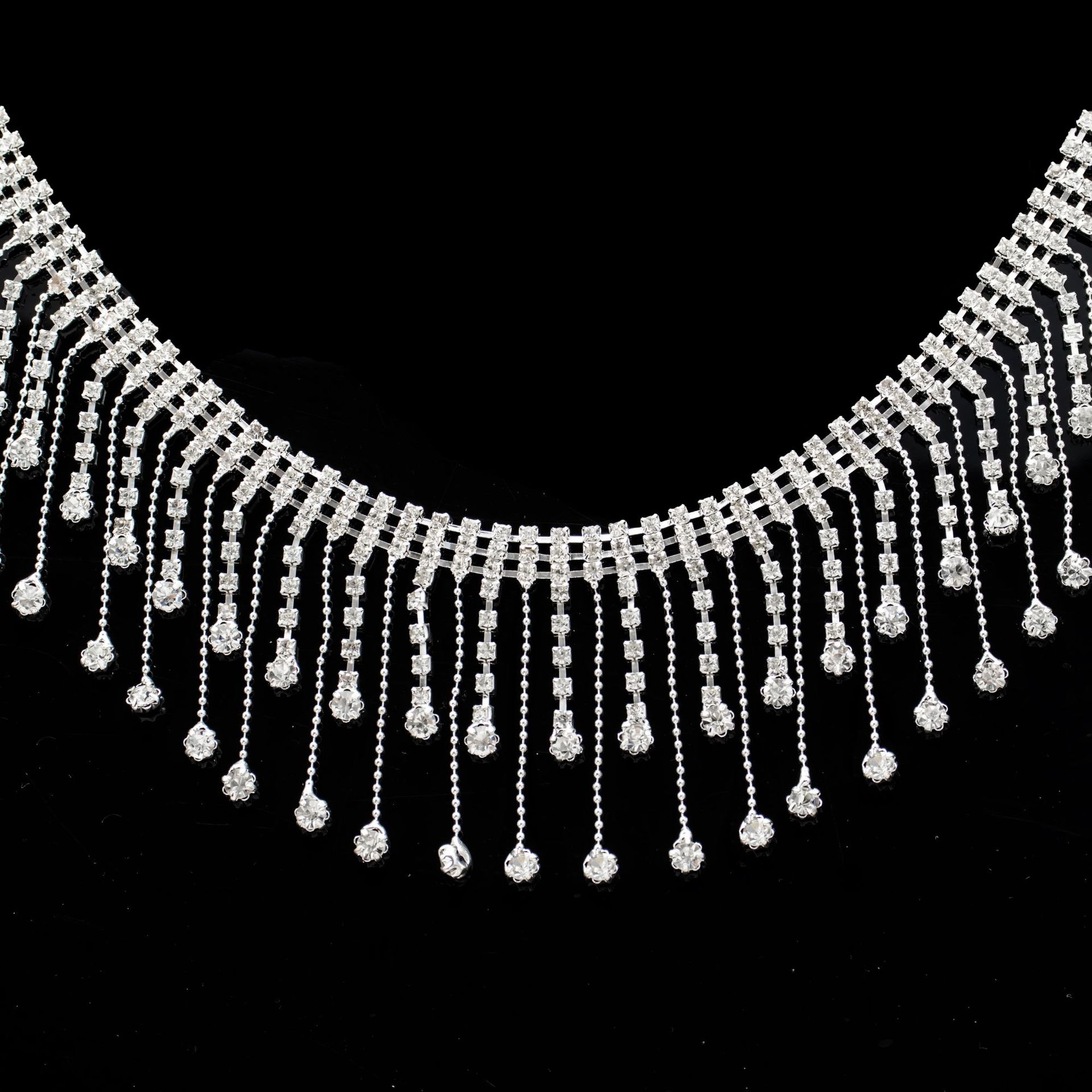 Round & Teardrop Rhinestone Fringe, 5.5–6 cm — Three rows of round rhinestones, 6 cm