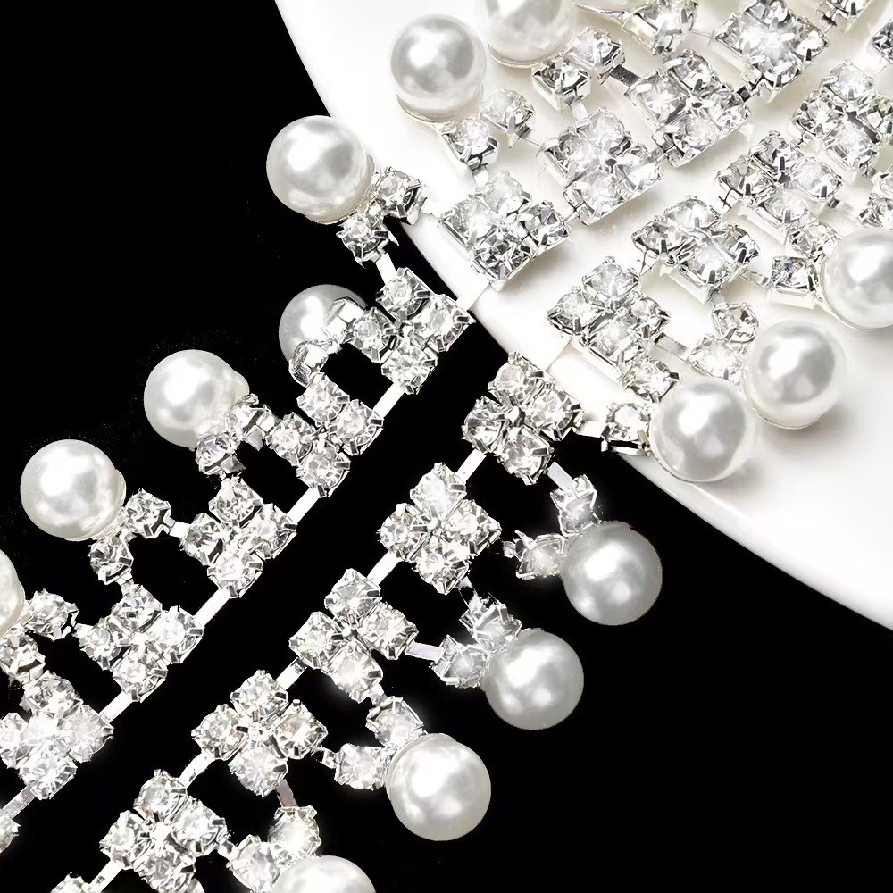 Pearl Rhinestone Chains with Iron & Copper Options — Left/right pearl rhinestone chain, 2.1 cm wide, copper
