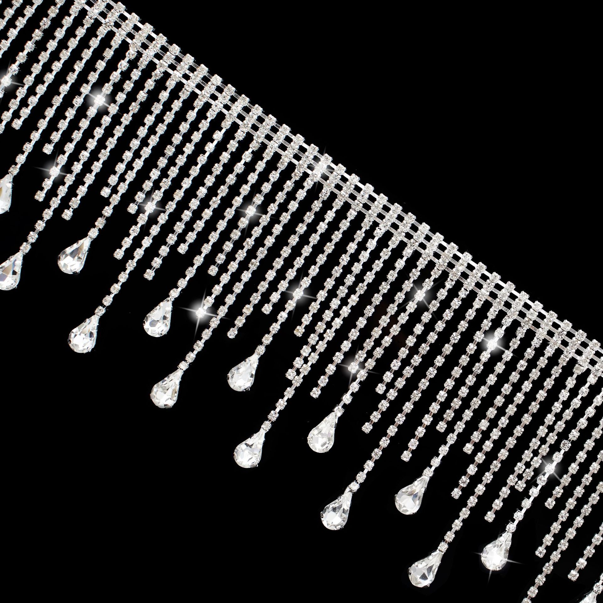 Three-Row Teardrop Rhinestone Fringe, 9 cm: supplied design and finish reference