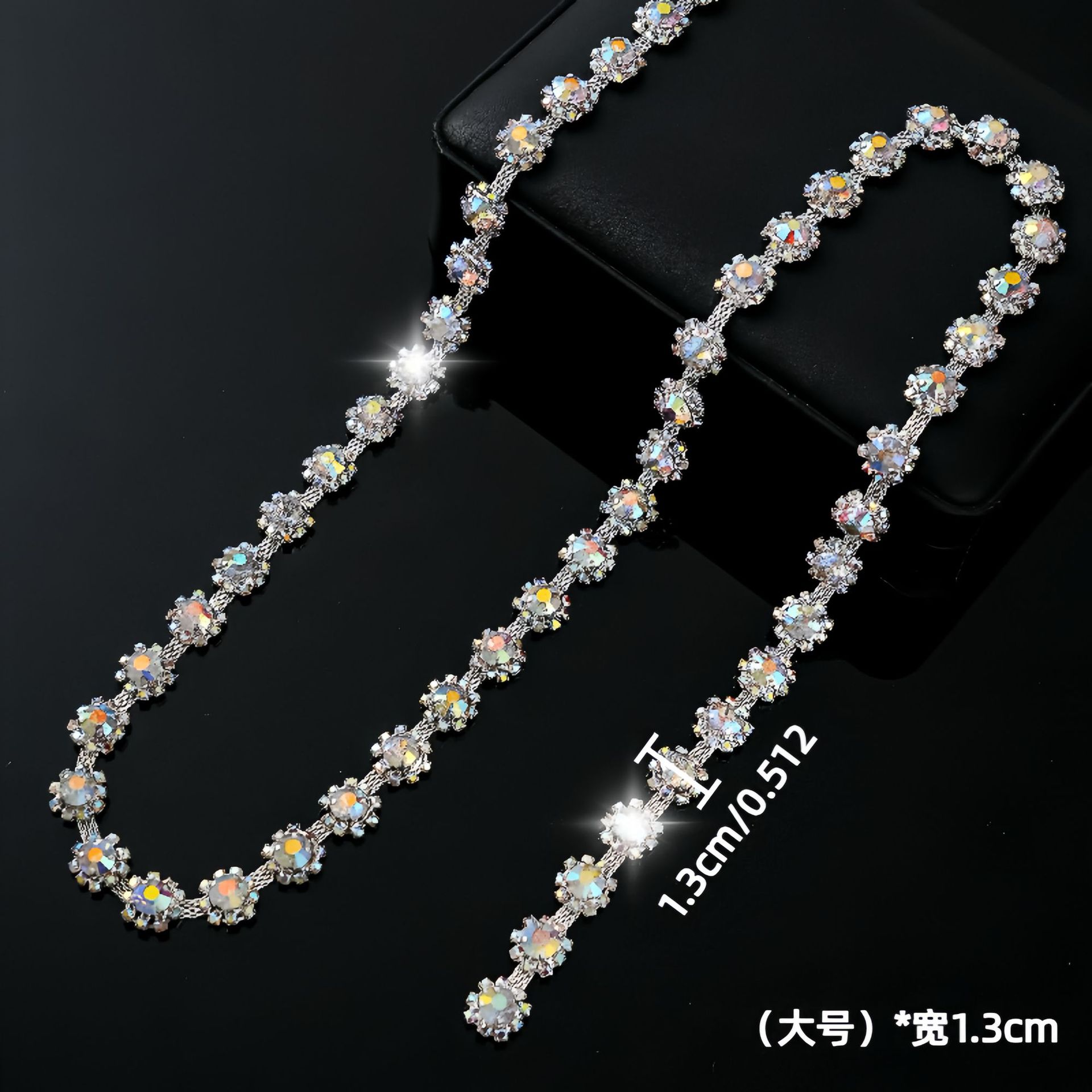 Small & Large Sunflower Rhinestone Chain — silver AB*1.3cm width -large / standard 1 source yard / approximately 90 cm long ( source packing: 10 units per roll)