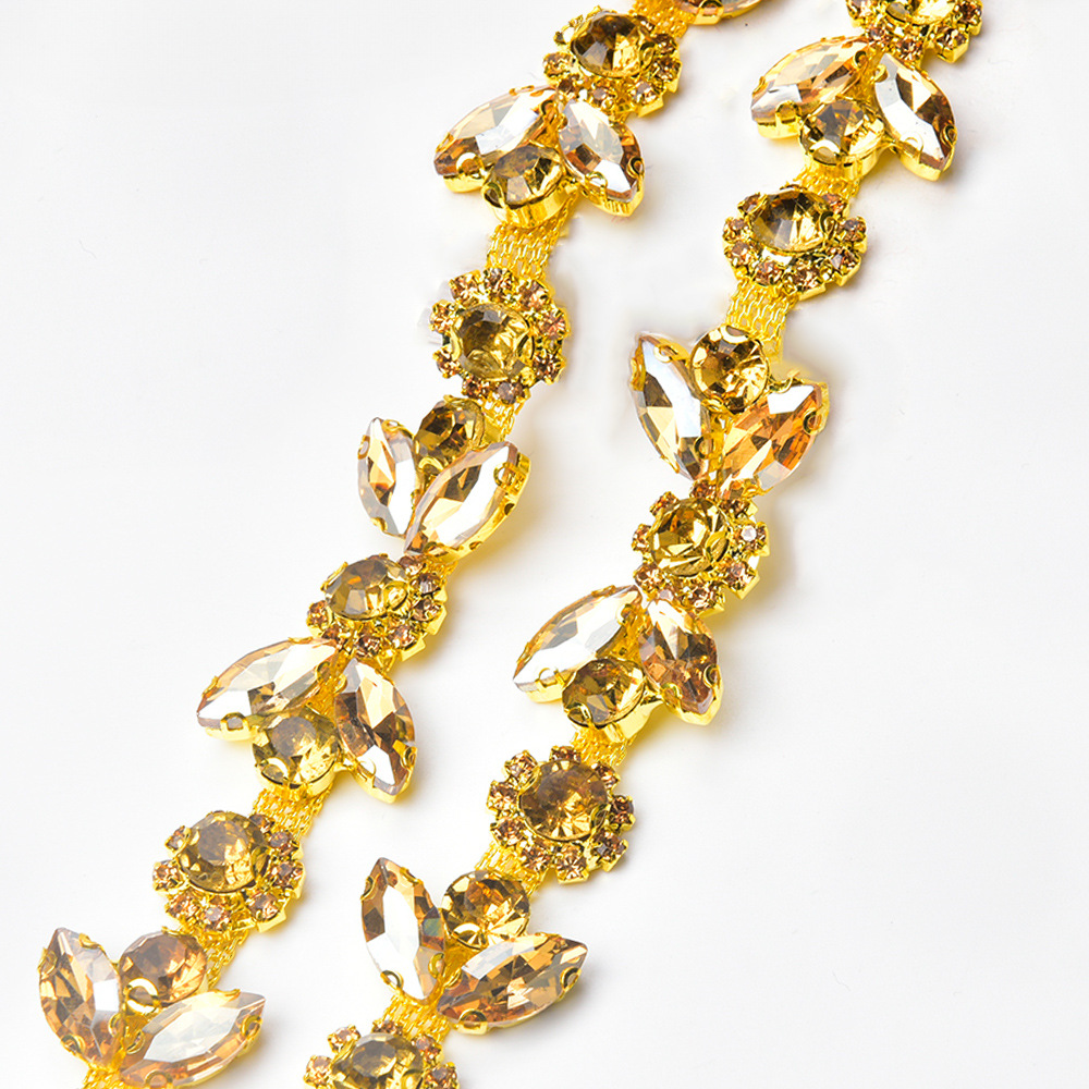 Marquise & Flower Crystal Chain, Ten Color Layouts motif and placement reference