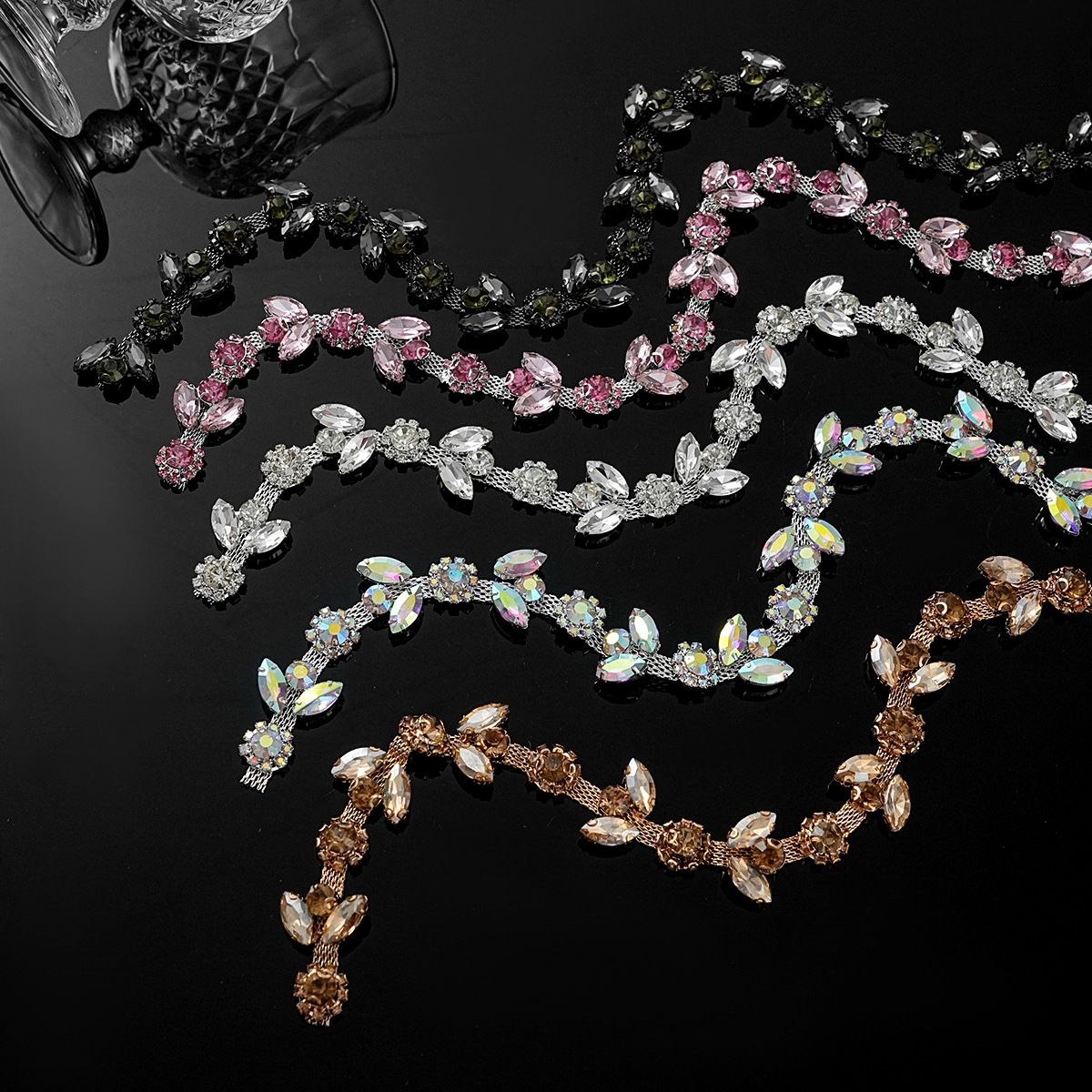 Colored Crystal Chain in Sparse & Dense Repeats construction reference