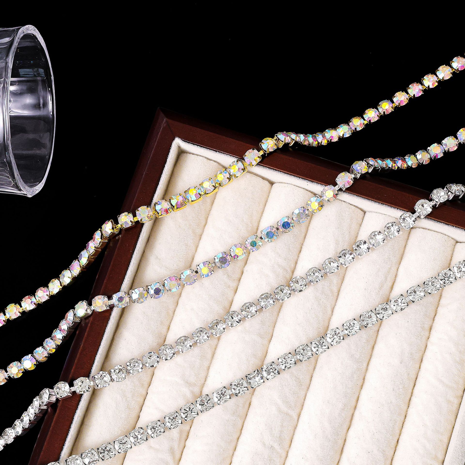 Single-Row AB Rhinestone Cup Chain, 5–6 mm Models construction reference
