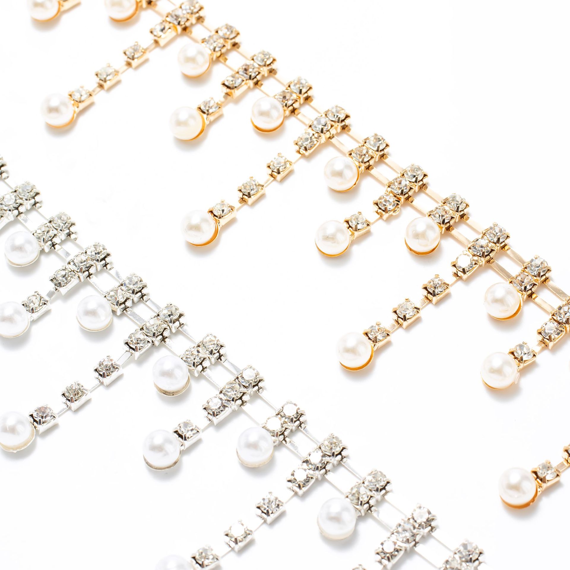 Double-Row Pearl Drop Rhinestone Trim, 3.8 cm construction reference