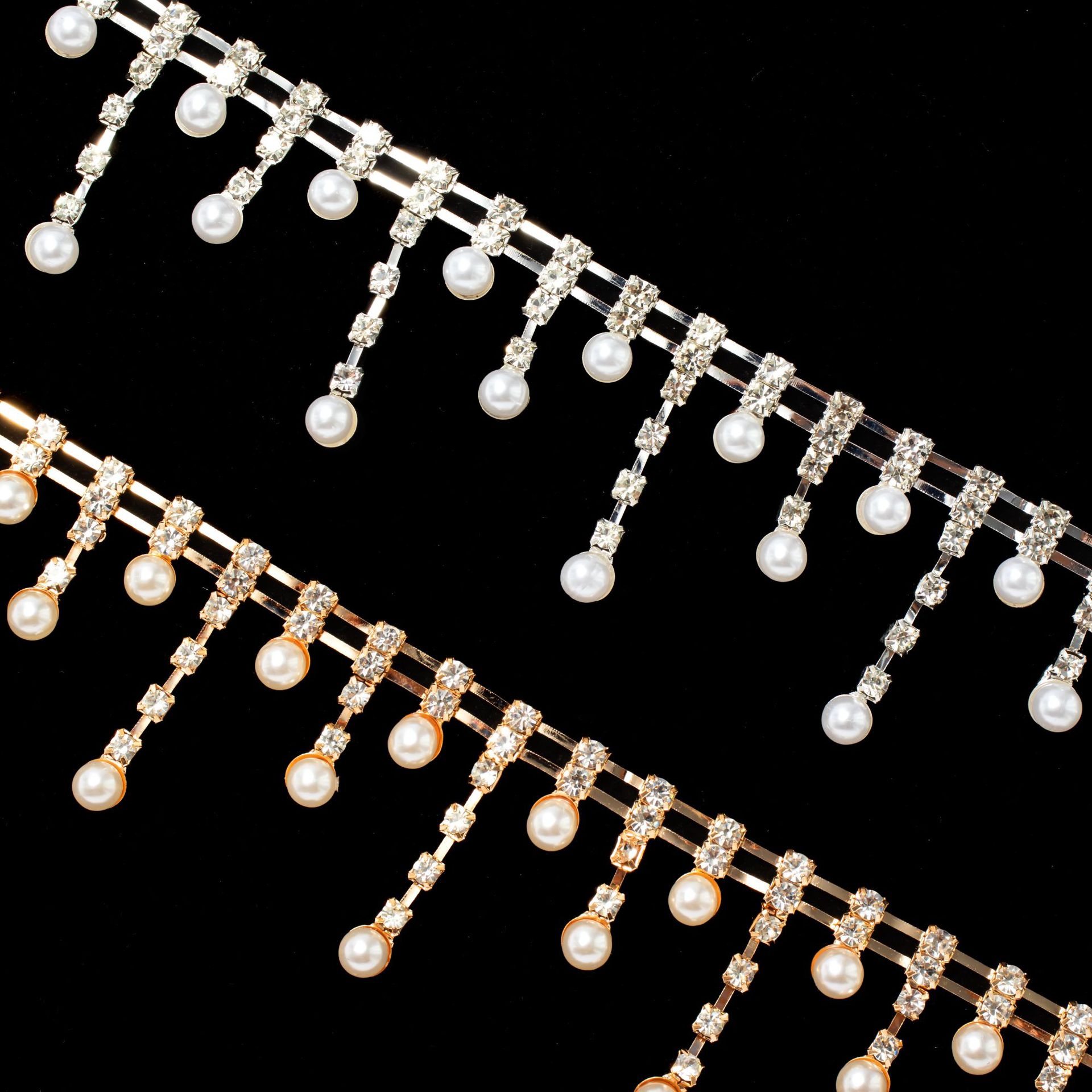 Double-Row Pearl Drop Rhinestone Trim, 3.8 cm motif and placement reference