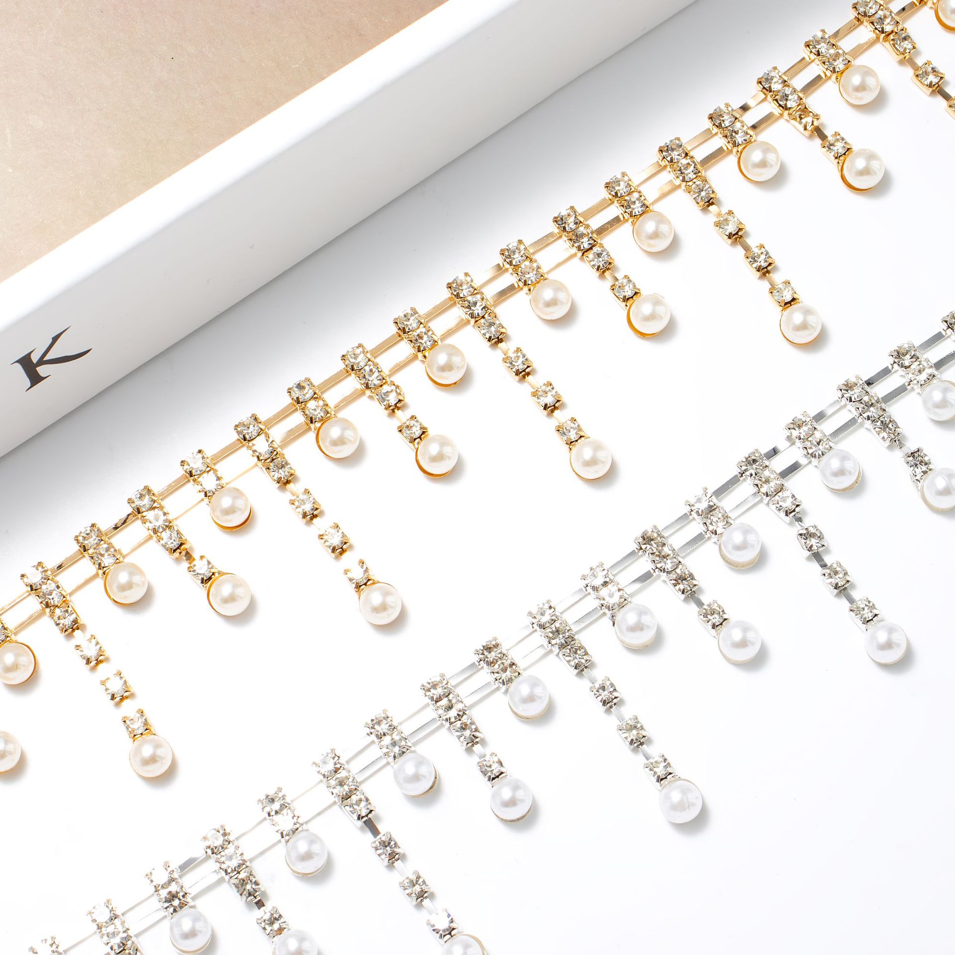 Double-Row Pearl Drop Rhinestone Trim, 3.8 cm: supplied design and finish reference