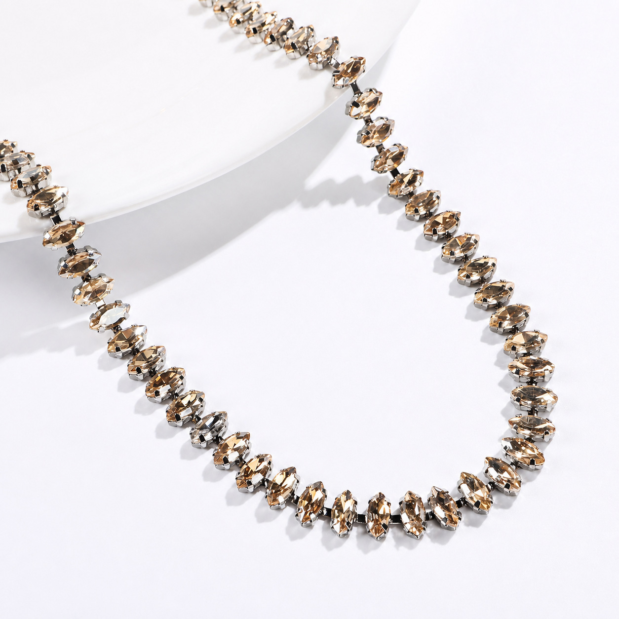 Colored Marquise Glass Chain, Eleven References — Champagne*1 yard / 1 yard ≈ 90cm long (source packing: 10 units per roll)