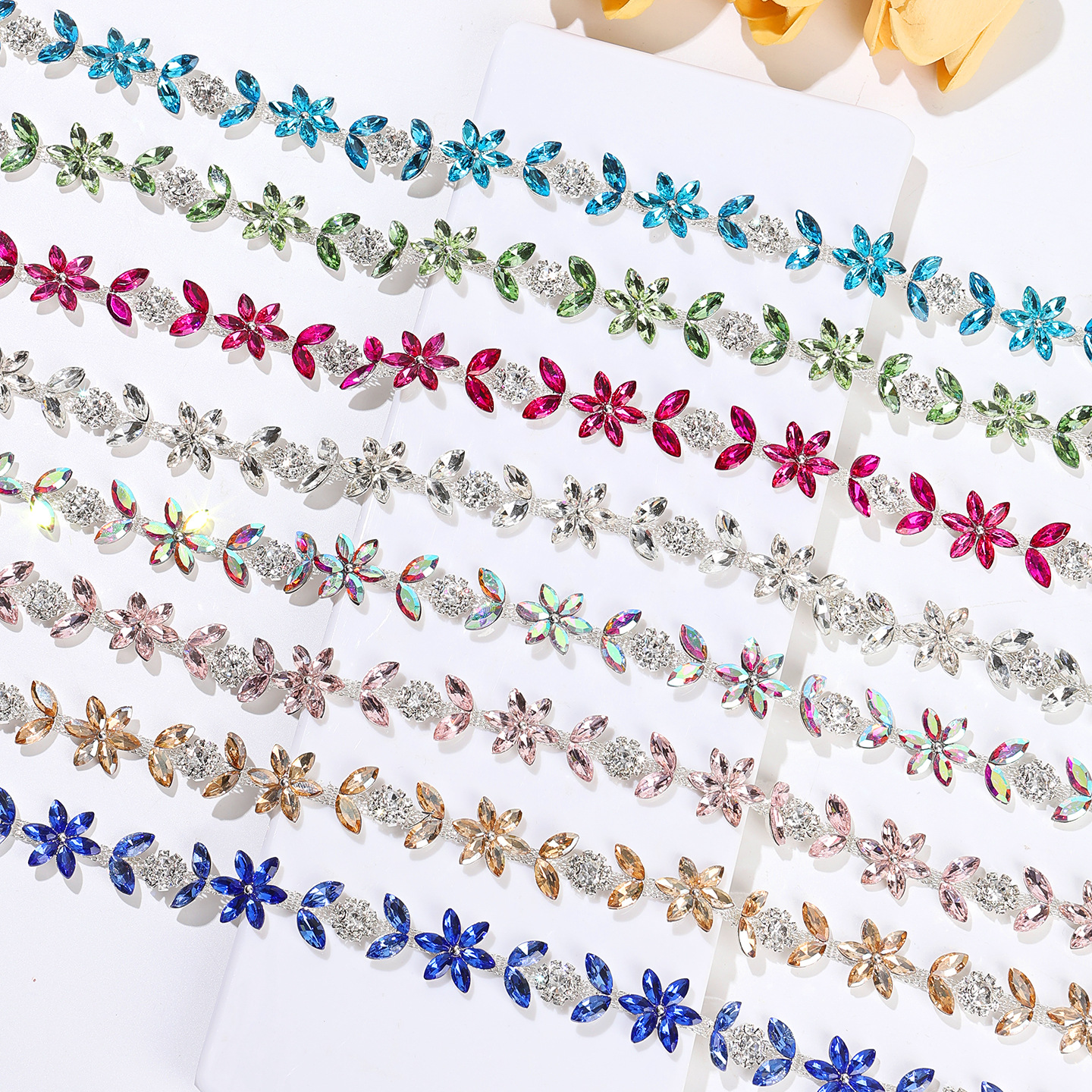 Copper Marquise-Petal Flower Chain, Eight Colors construction reference