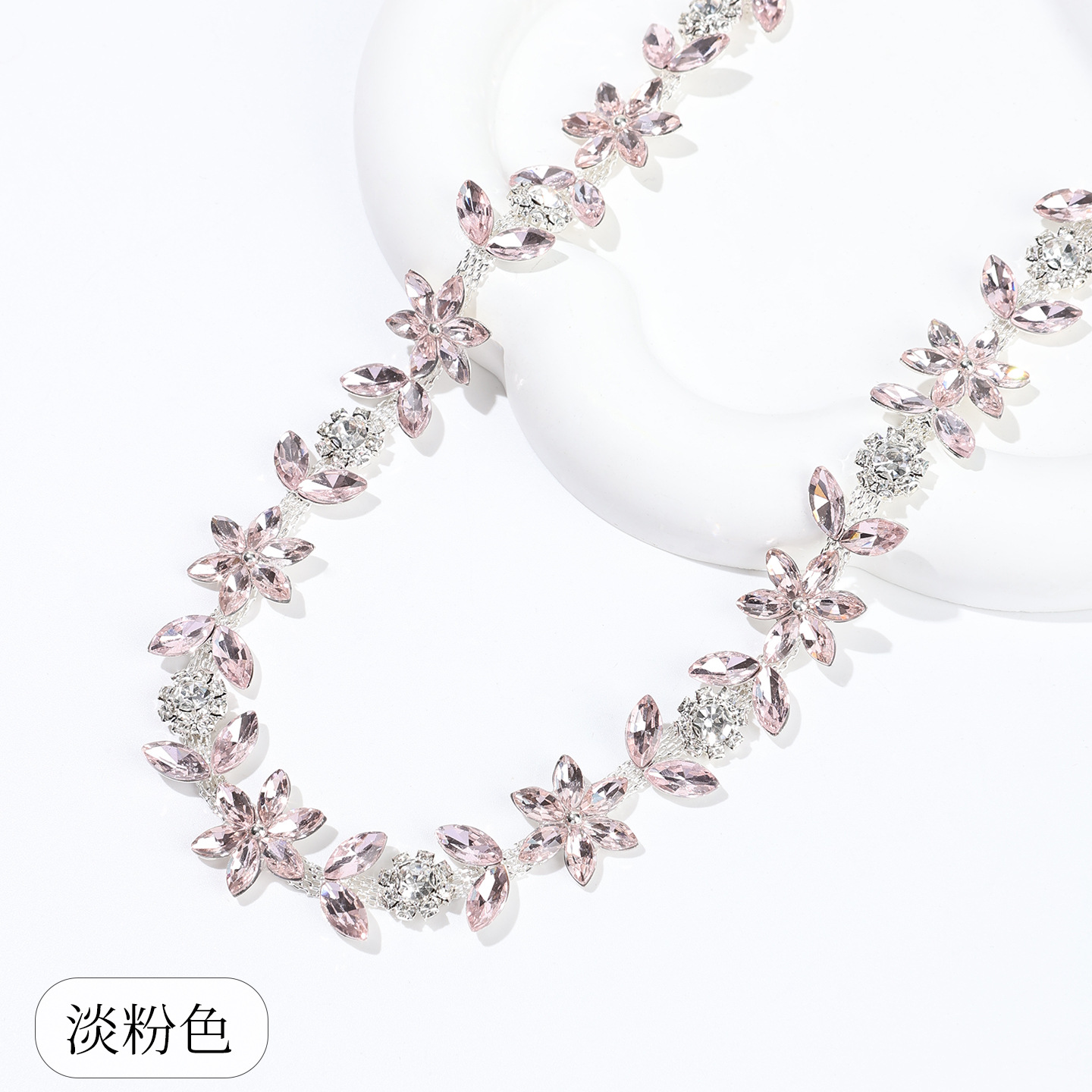 Copper Marquise-Petal Flower Chain, Eight Colors — Light pink - size 1 / Copper bottom - 1 yard ≈ 90cm long (source packing: 10 units per roll)