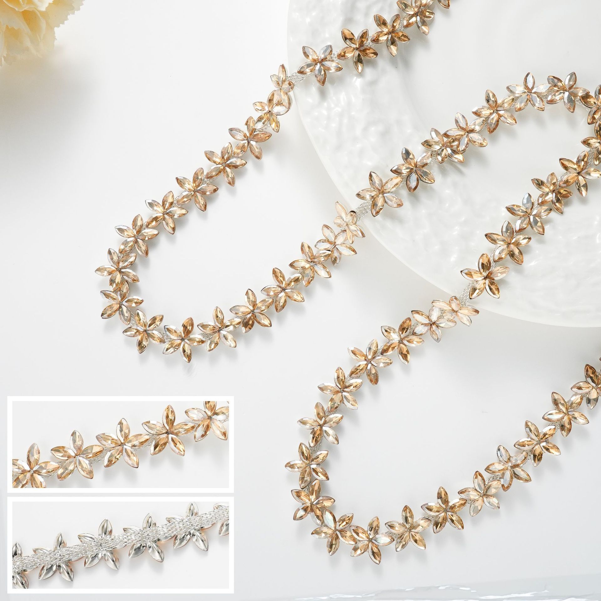Small Star-Flower Rhinestone Chain, 1.6 cm — Silver bottom champagne-width 1.6cm-1 source unit / Copper base 1 yard ≈ 90cm long (source packing: 10 units per roll)