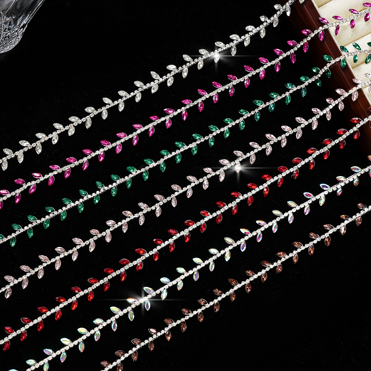 Fine Copper Leaf Rhinestone Chain, 1.6 cm: supplied design and finish reference