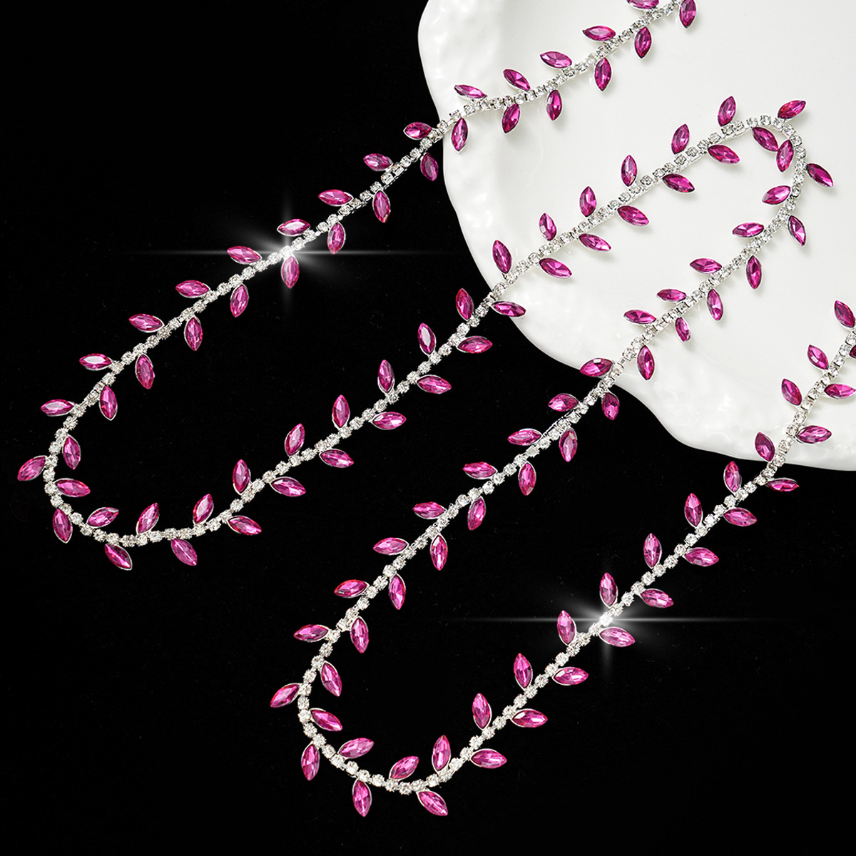 Fine Copper Leaf Rhinestone Chain, 1.6 cm — Rose red# width 1.6cm-weight: 45g*1 source unit / All copper - 1 yard ≈ 90cm long (source packing: 10 units per roll)