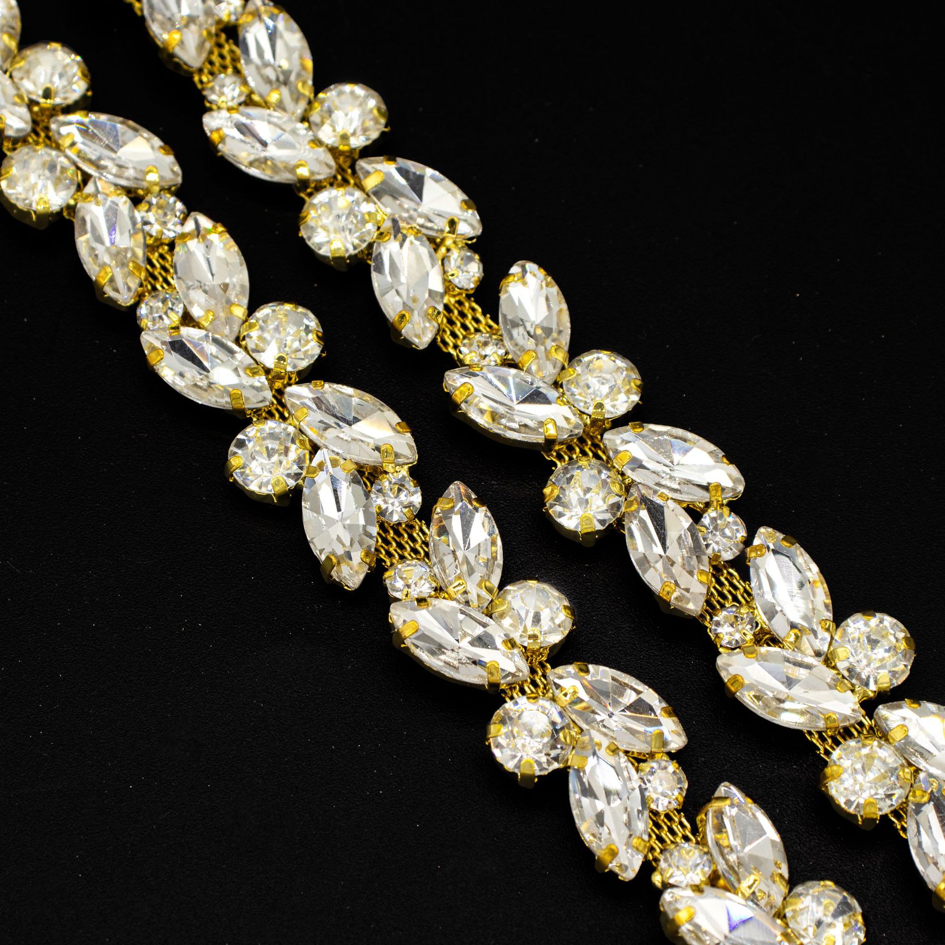 Sparse & Dense Marquise Glass Chain, 1.65 cm — marquise rhinestone chain/dense-(gold and white style) / Size 1/about 90cm, width 1.65cm